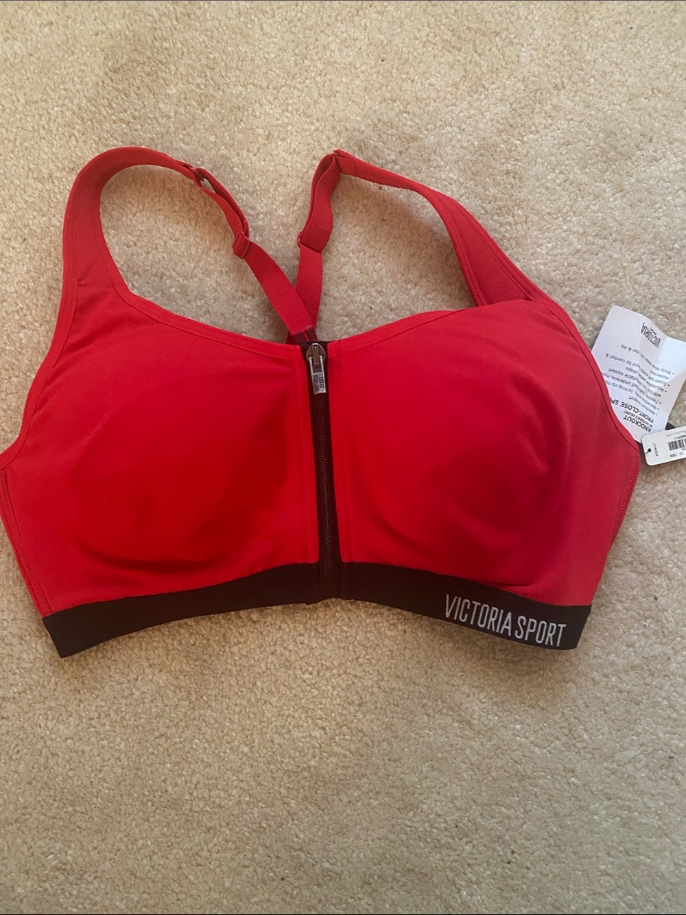 Victoria’s Secret 34D NWT knockout sports bra.